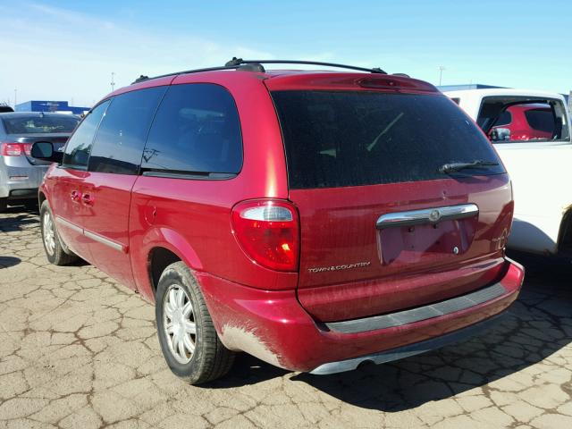 2C4GP54L35R136874 - 2005 CHRYSLER TOWN & COU RED photo 3