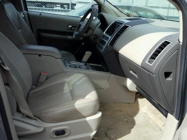 2FMDK39C67BB56977 - 2007 FORD EDGE SEL P SILVER photo 5