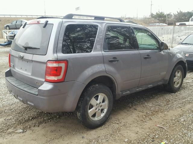 1FMCU03168KD41047 - 2008 FORD ESCAPE XLT GRAY photo 4