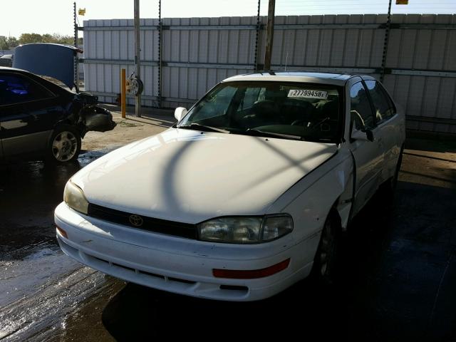 4T1SK13E1NU091727 - 1992 TOYOTA CAMRY XLE WHITE photo 2