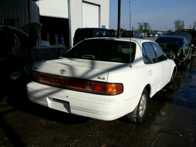 4T1SK13E1NU091727 - 1992 TOYOTA CAMRY XLE WHITE photo 4