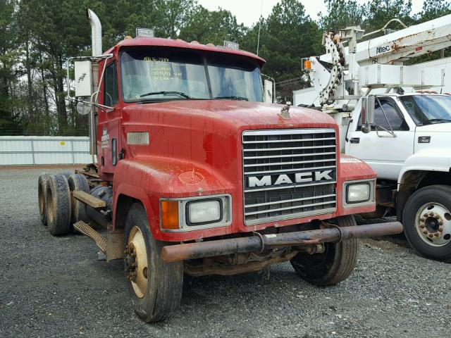 1M2AA13Y9WW087388 - 1998 MACK 600 CH600 RED photo 1