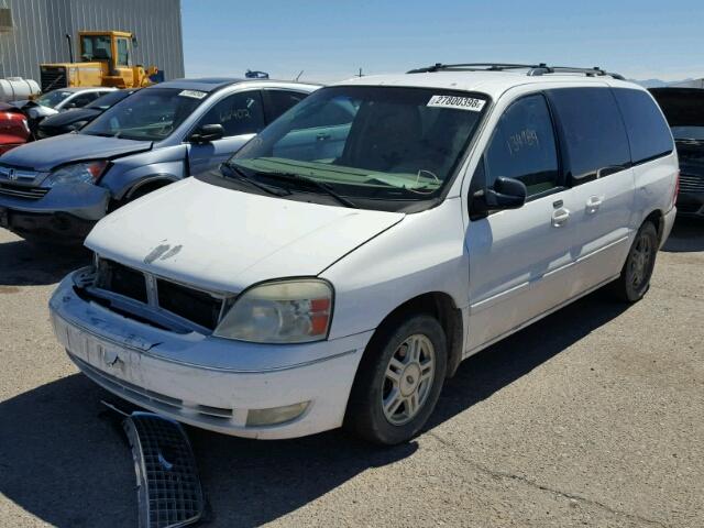 2FMZA52264BA56721 - 2004 FORD FREESTAR S WHITE photo 2