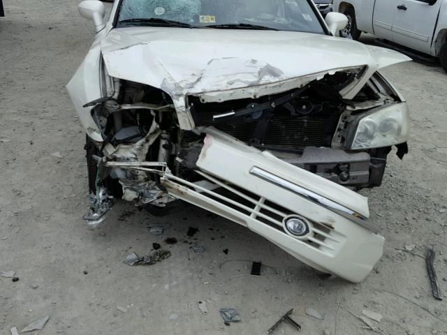 KMHFU45E14A362618 - 2004 HYUNDAI XG 350 WHITE photo 9