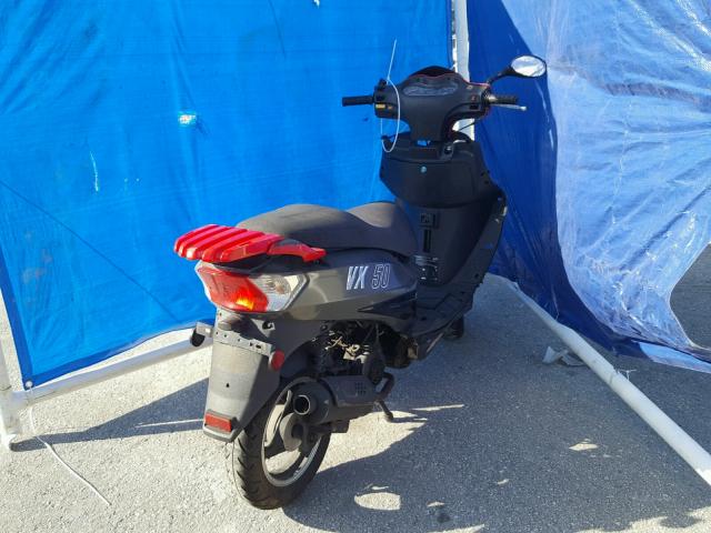 L9NTEACX7F1300037 - 2015 SCOO SCOOTER RED photo 4