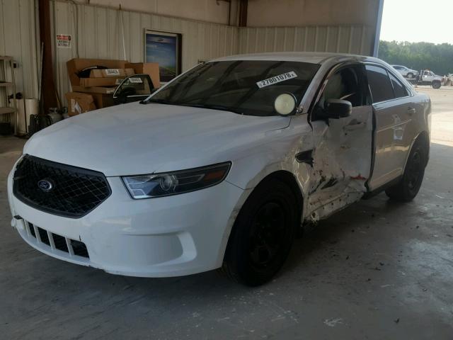 1FAHP2MK9FG109312 - 2015 FORD TAURUS POL WHITE photo 2