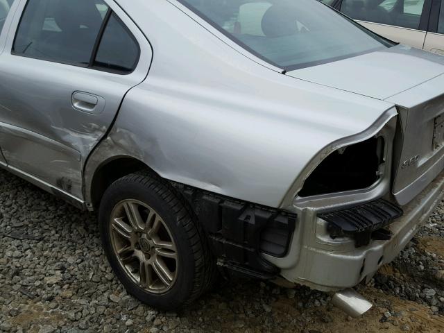 YV1RH592462501966 - 2006 VOLVO S60 2.5T SILVER photo 9