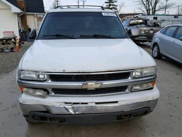 1GNEK13Z42J290957 - 2002 CHEVROLET TAHOE K150 WHITE photo 9