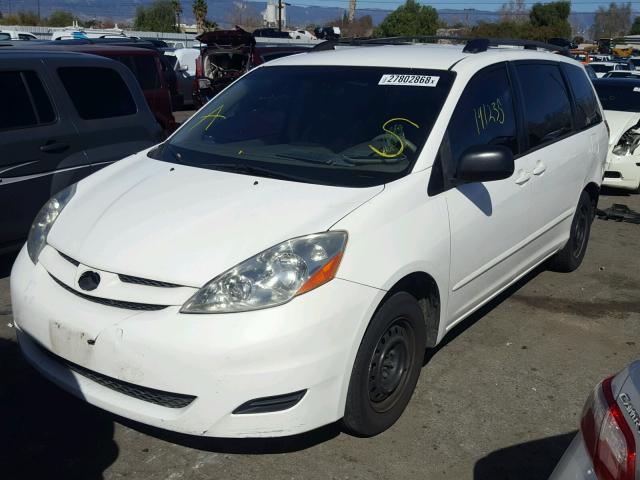 5TDZK23C98S178257 - 2008 TOYOTA SIENNA CE WHITE photo 2