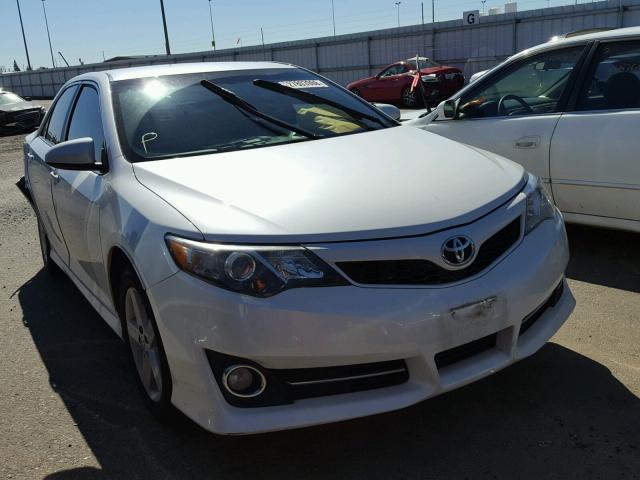 4T1BF1FK8EU468088 - 2014 TOYOTA CAMRY L WHITE photo 1