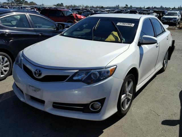 4T1BF1FK8EU468088 - 2014 TOYOTA CAMRY L WHITE photo 2