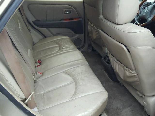 JTJHF10U510184747 - 2001 LEXUS RX 300 GOLD photo 6