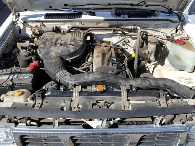 1N6SD16S6VC302018 - 1997 NISSAN TRUCK KING WHITE photo 7