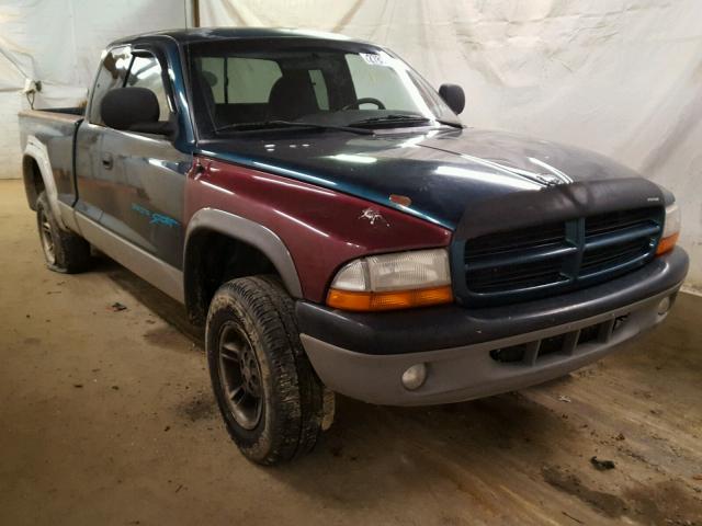 1B7GG22Y8WS648112 - 1998 DODGE DAKOTA GREEN photo 1