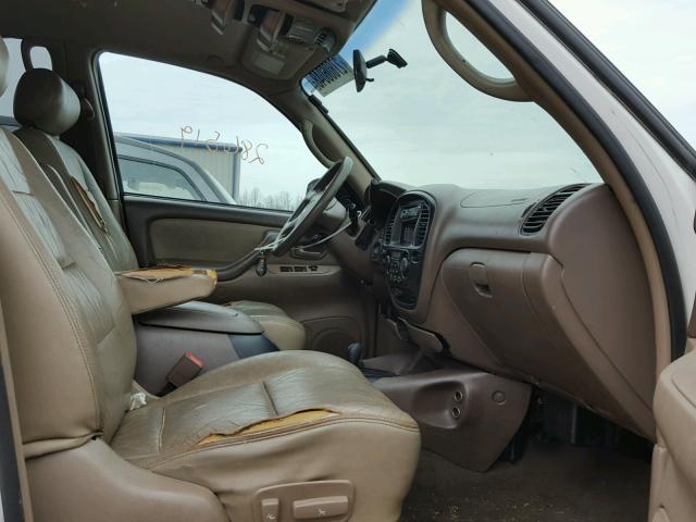 5TDBT44A21S001837 - 2001 TOYOTA SEQUOIA SR WHITE photo 5