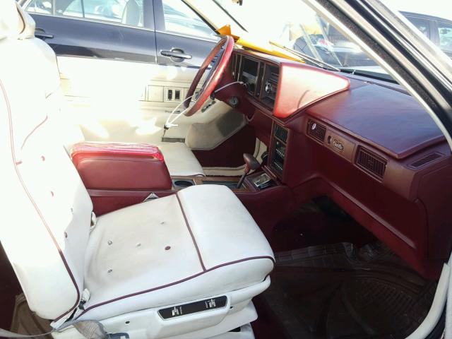 1G6EL1152KU628167 - 1989 CADILLAC ELDORADO WHITE photo 5