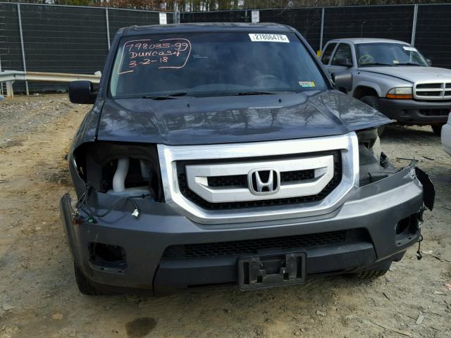 5FNYF4H20BB014869 - 2011 HONDA PILOT LX GRAY photo 9