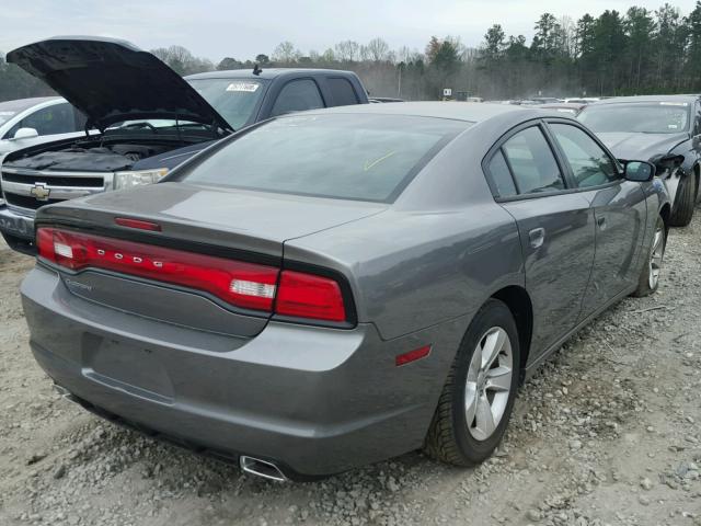 2B3CL3CG2BH552503 - 2011 DODGE CHARGER GRAY photo 4