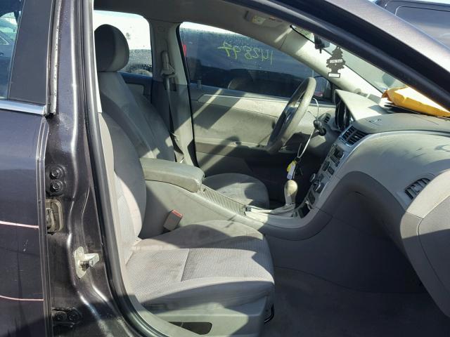 1G1ZB5EB4A4153783 - 2010 CHEVROLET MALIBU LS 灰色 照片 5