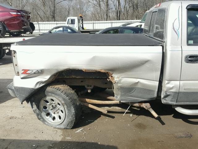 1GCEK14T45Z171573 - 2005 CHEVROLET SILVERADO TAN photo 9