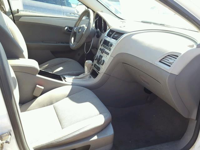 1G1ZC5E04CF193221 - 2012 CHEVROLET MALIBU 1LT 白色 照片 5