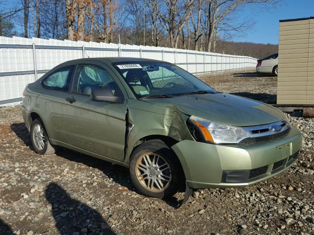 1FAHP33N78W265102 - 2008 FORD FOCUS SE GREEN photo 1