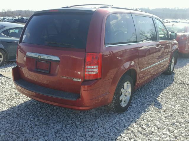 2A4RR5D12AR103354 - 2010 CHRYSLER TOWN & COU RED photo 4