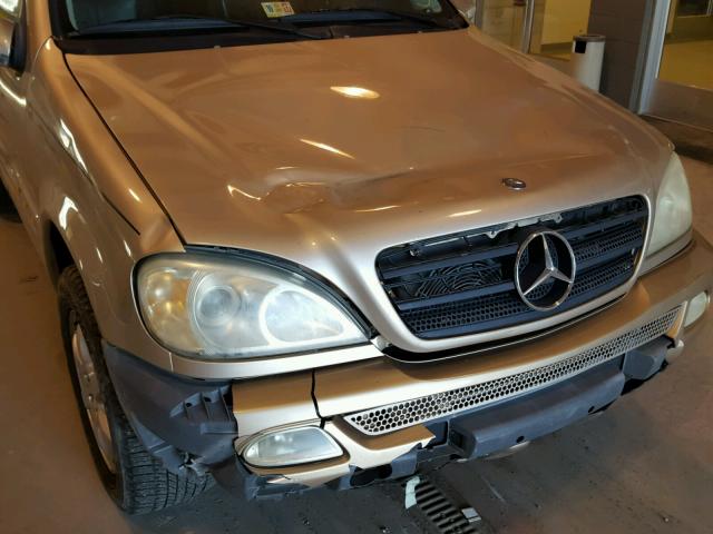 4JGAB57E03A404648 - 2003 MERCEDES-BENZ ML 350 TAN photo 9