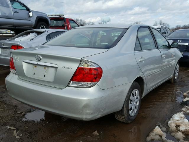 JTDBE32KX63048090 - 2006 TOYOTA CAMRY LE SILVER photo 4