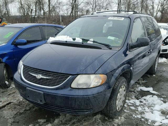 2C4GP44R43R325285 - 2003 CHRYSLER TOWN & COU BLUE photo 2