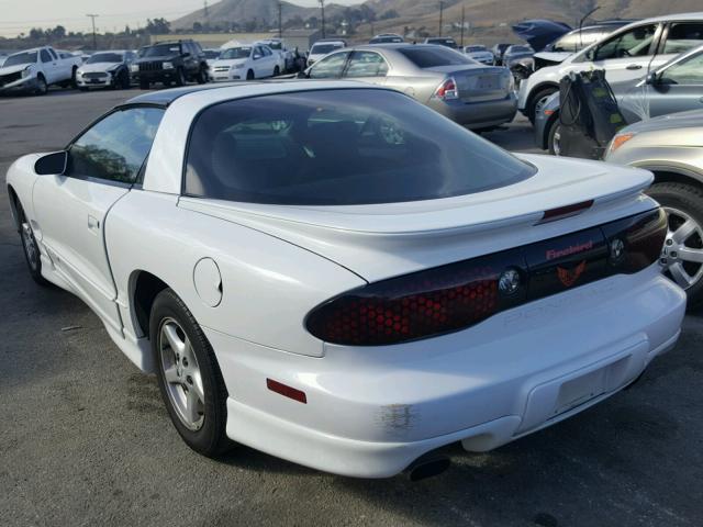 2G2FS22K612126544 - 2001 PONTIAC FIREBIRD WHITE photo 3