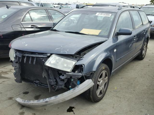 WVWWH23B6YE323477 - 2000 VOLKSWAGEN PASSAT GLX 蓝色 照片 2