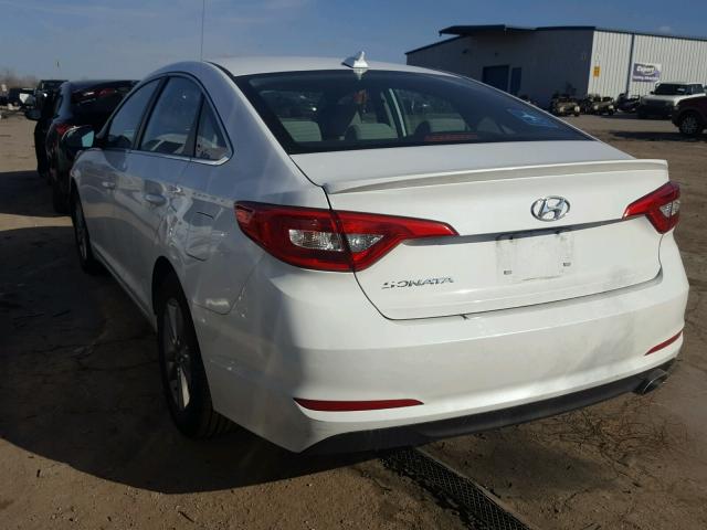 5NPE24AF3GH394794 - 2016 HYUNDAI SONATA SE WHITE photo 3