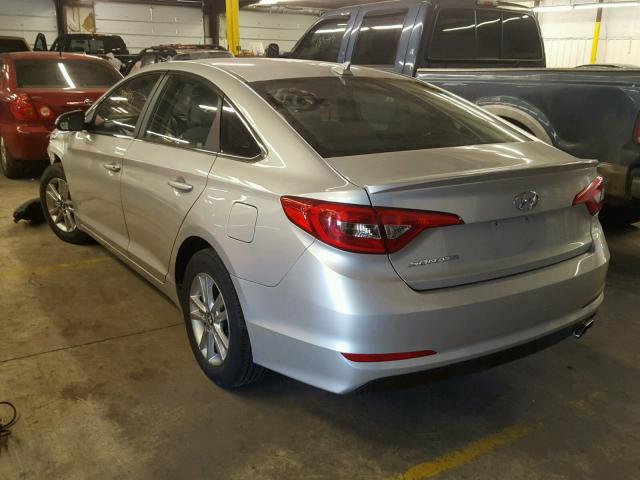 5NPE24AF6HH571128 - 2017 HYUNDAI SONATA SE SILVER photo 3