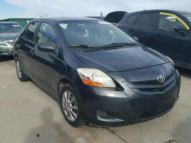 JTDBT923381263858 - 2008 TOYOTA YARIS GRAY photo 1