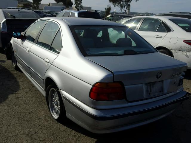 WBADM5339XBY15253 - 1999 BMW 528 I SILVER photo 3