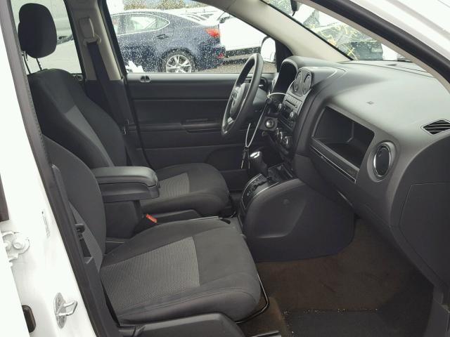 1C4NJCBB9DD238141 - 2013 JEEP COMPASS SP BLACK photo 5