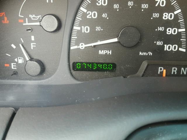 5LMFU28R32LJ14095 - 2002 LINCOLN NAVIGATOR BLACK photo 8