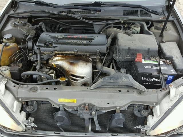 JTDBE32K220063680 - 2002 TOYOTA CAMRY LE GRAY photo 7