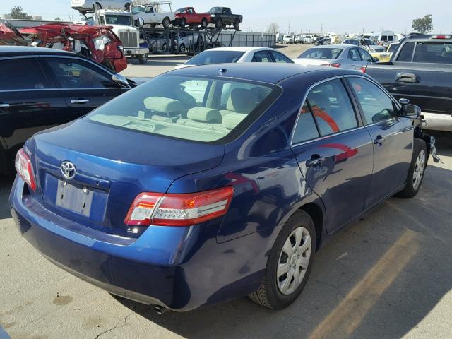 4T1BF3EK9BU587082 - 2011 TOYOTA CAMRY BASE BLUE photo 4