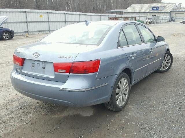 5NPEU4AC3AH621814 - 2010 HYUNDAI SONATA SE BLUE photo 4