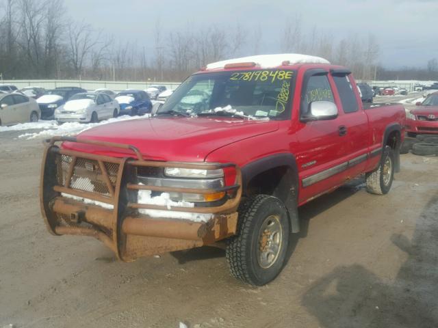 1GCHK29U92E286354 - 2002 CHEVROLET SILVERADO RED photo 2