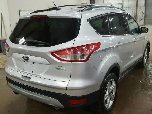 1FMCU0GX4DUD82158 - 2013 FORD ESCAPE SE SILVER photo 4