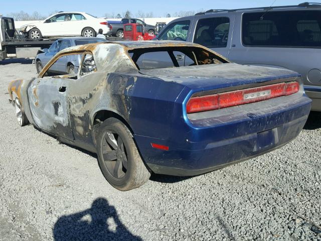 2B3LJ44VX9H618668 - 2009 DODGE CHALLENGER BLUE photo 3