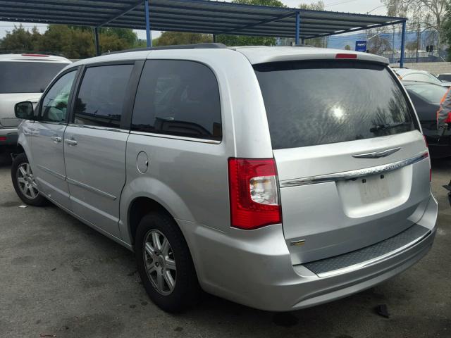 2C4RC1BG9CR386331 - 2012 CHRYSLER TOWN & COU SILVER photo 3