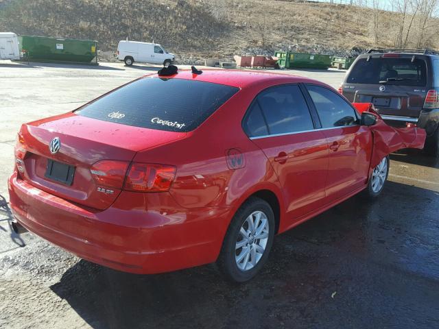 3VWDP7AJ8DM369248 - 2013 VOLKSWAGEN JETTA SE RED photo 4