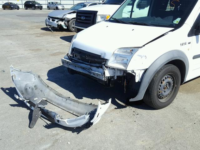 NM0LS6BNXDT164571 - 2013 FORD TRANSIT CO WHITE photo 9