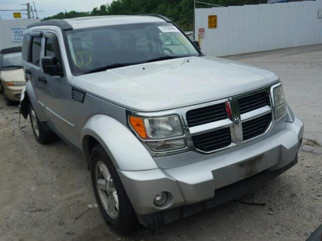 1D8GU58K27W559998 - 2007 DODGE NITRO SILVER photo 1