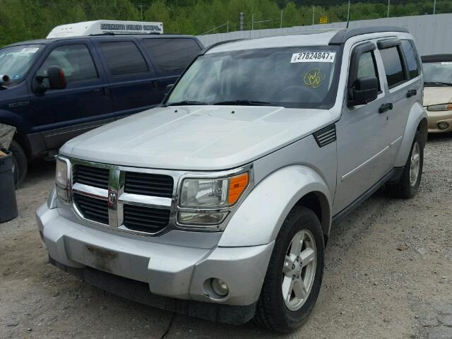 1D8GU58K27W559998 - 2007 DODGE NITRO SILVER photo 2