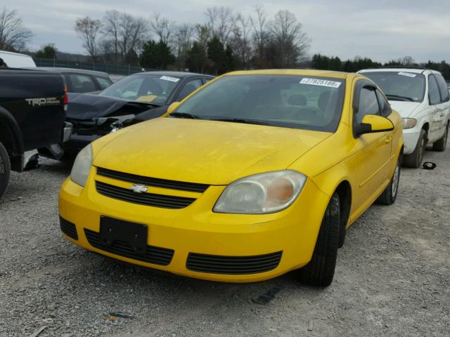 1G1AL12F157652877 - 2005 CHEVROLET COBALT LS YELLOW photo 2